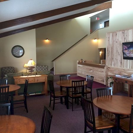 River Bend'S Walleye Inn 바우뎃 외부 사진
